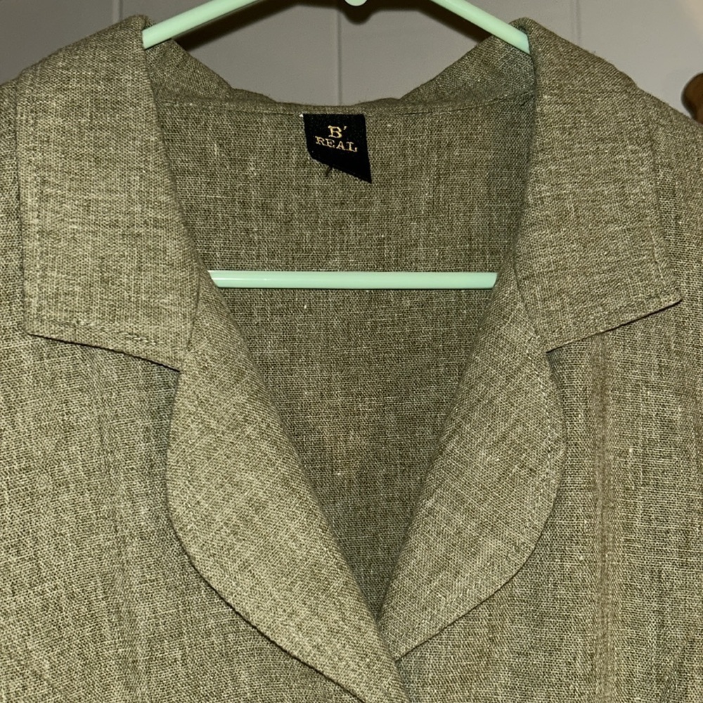 B REAL Linen Button Up Blouse with Collar - Picture 5 of 6